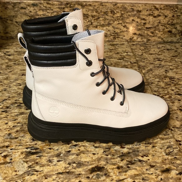 Timberland Boots 8 women’s - Picture 3 of 9